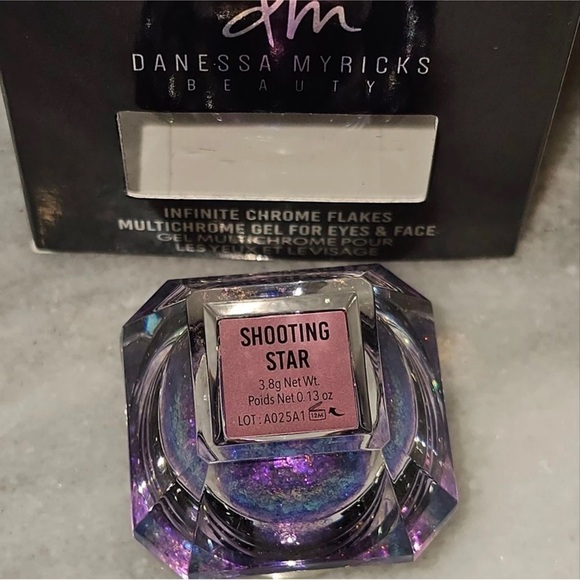 Danessa Myricks: Infinite Chrome Flakes Gel in Shooting Star - Picture 4 of 8